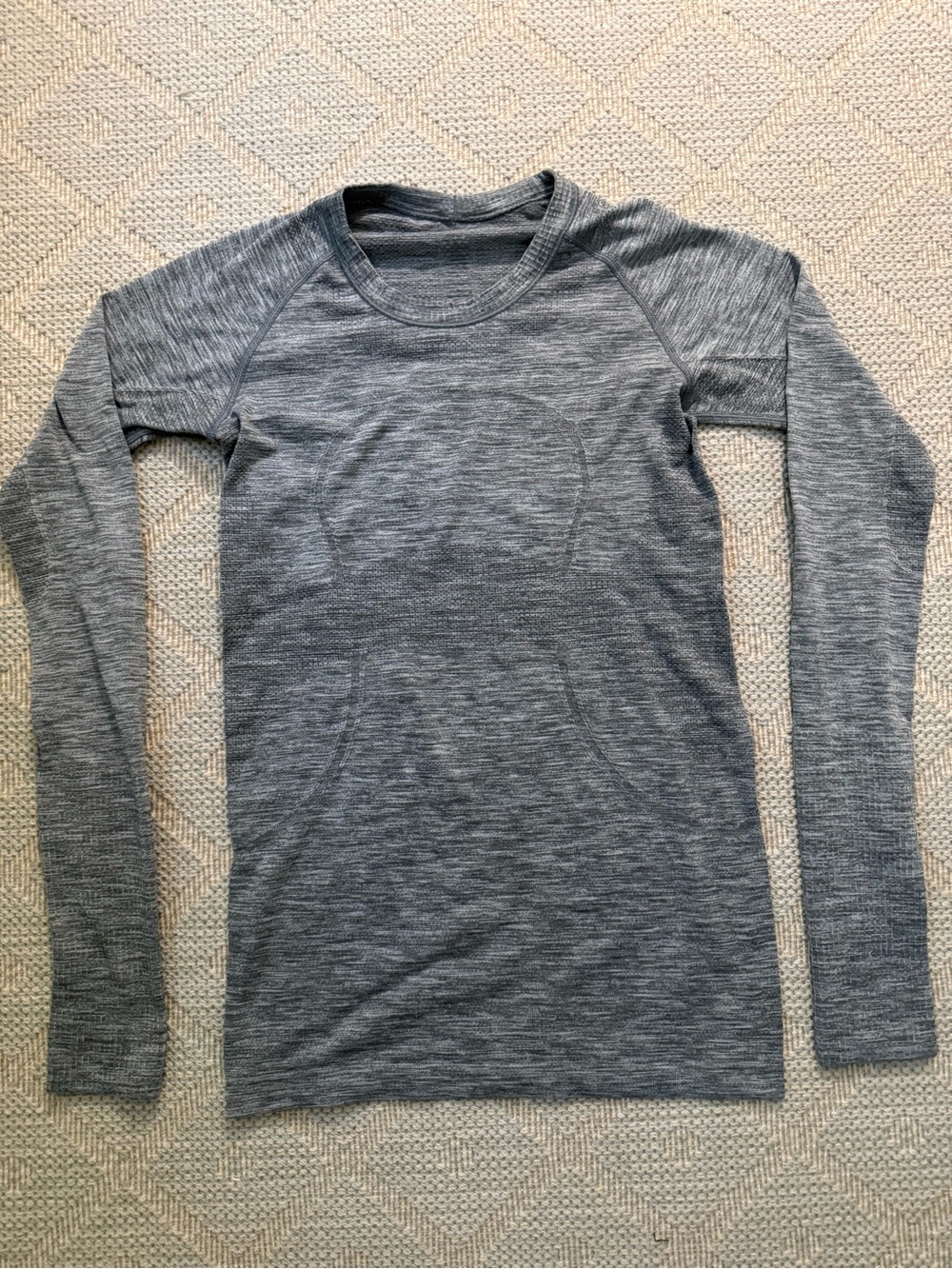 lululemon athletica Women's Long-Sleeve Crew Neck Top - Gray Heather